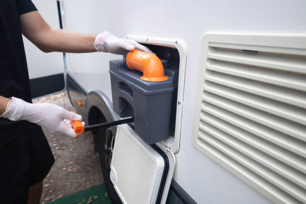 Best Portable restroom trailer rental  in Snyder, TX
